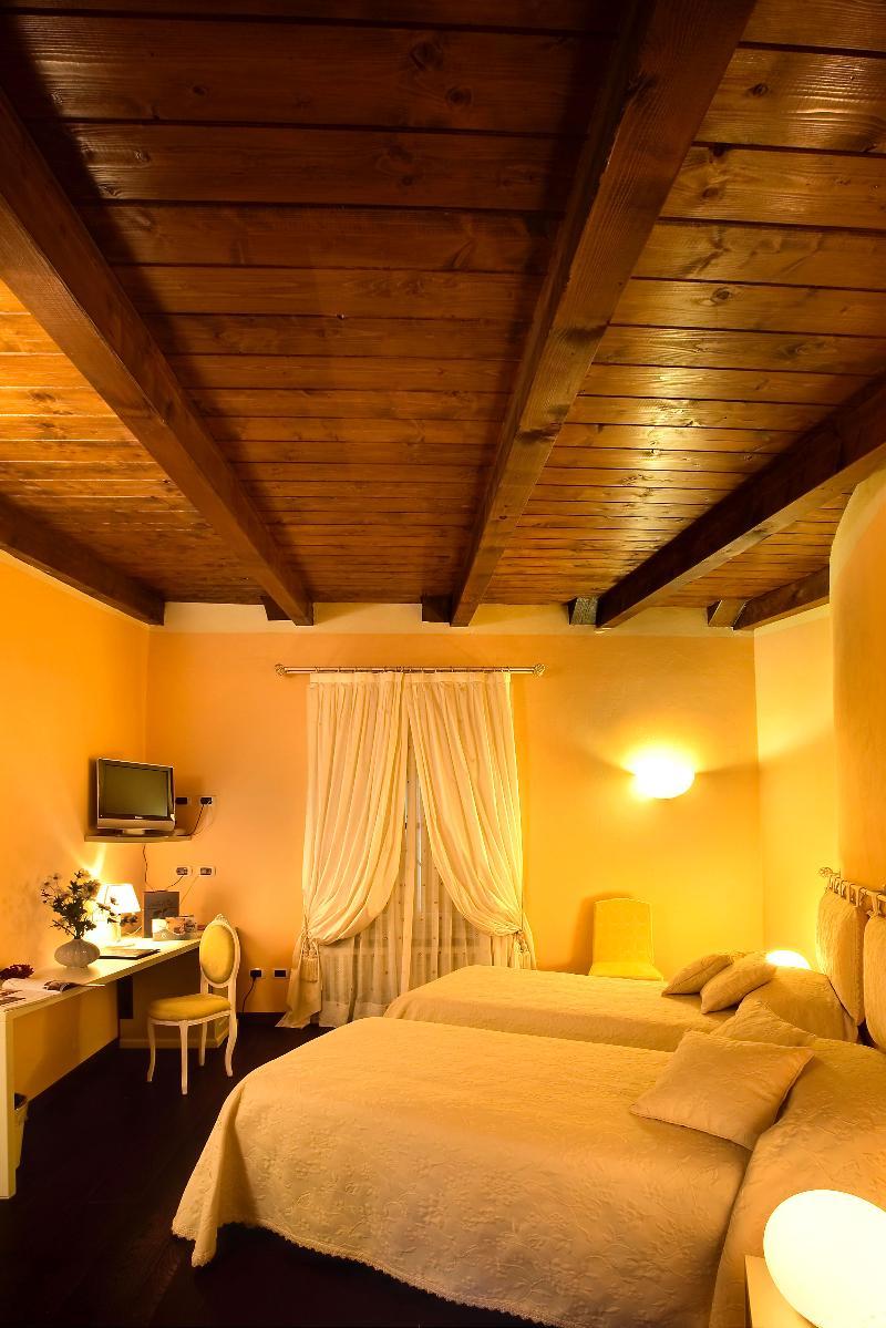 Hotel Cascina Di Corte Venaria Reale Kültér fotó